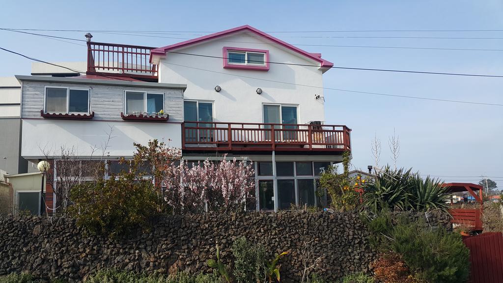 Bangdigareum B&B Seogwipo Dış mekan fotoğraf